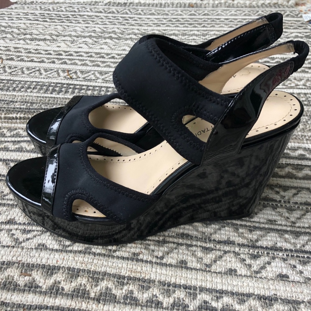 Adrienne Vittadini Wedges